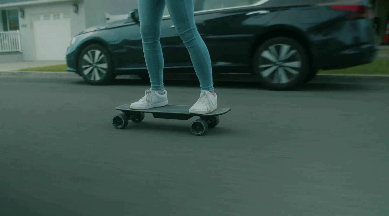 BEGINNERS GUIDE TO ELECTRIC SKATEBOARD THAT YOU SHOULD FOLLOW - BASE CAMP BOARDS
